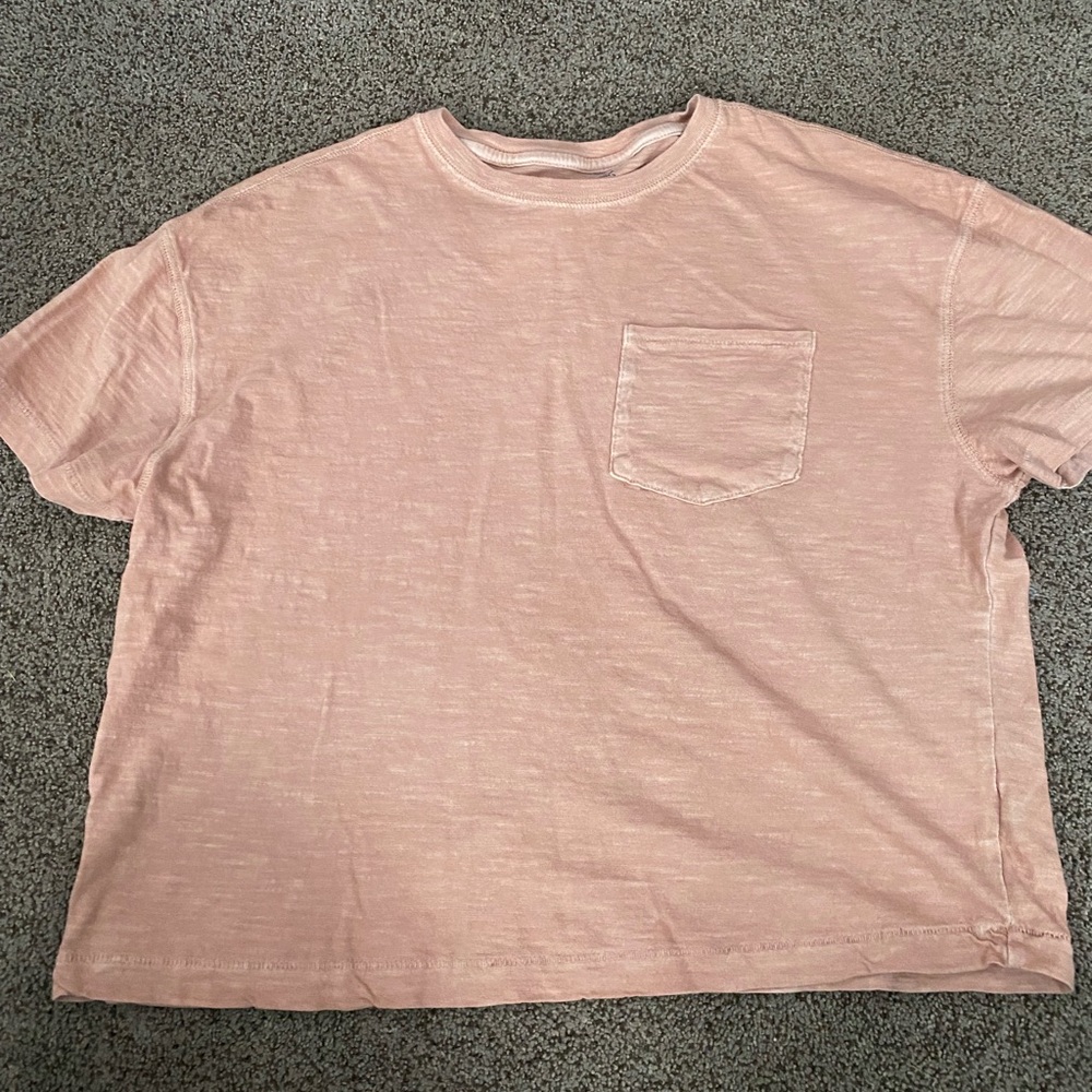 Light pink tshirt